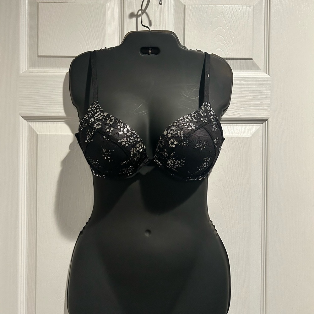 Victoria Secret Black & silver Floral Women's Bra
